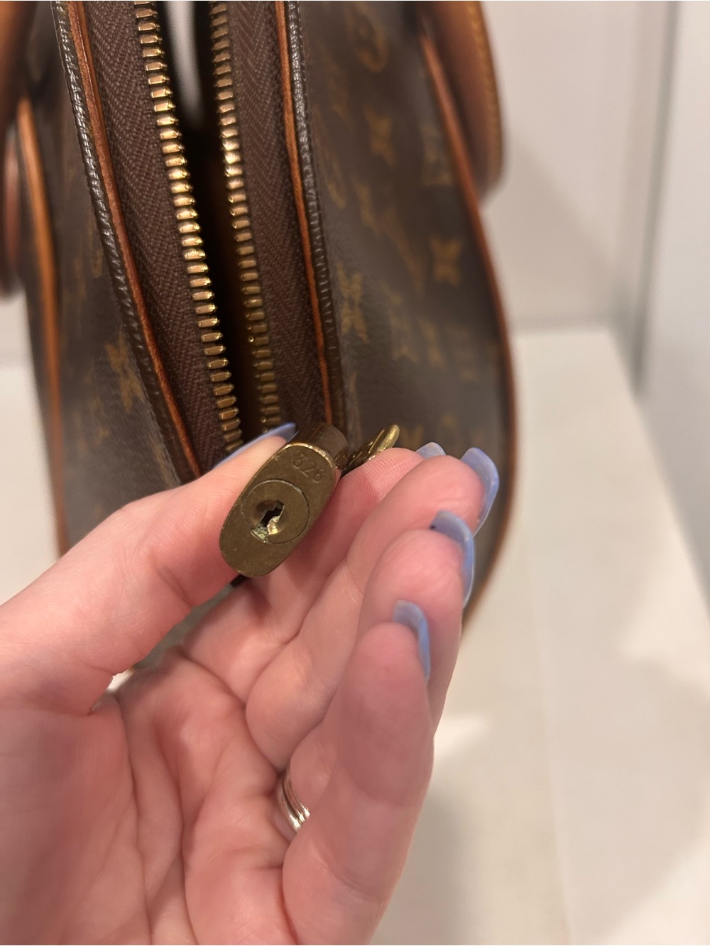 Louis Vuitton Monogram Brown Ellipse Satchel with Vachetta Trim - Picture 8 of 12